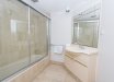 Burleigh Surf 2 Bedroom Executive Apartments Bathroom