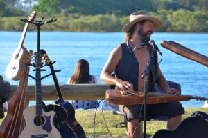 Buskers By The Creek 2017
